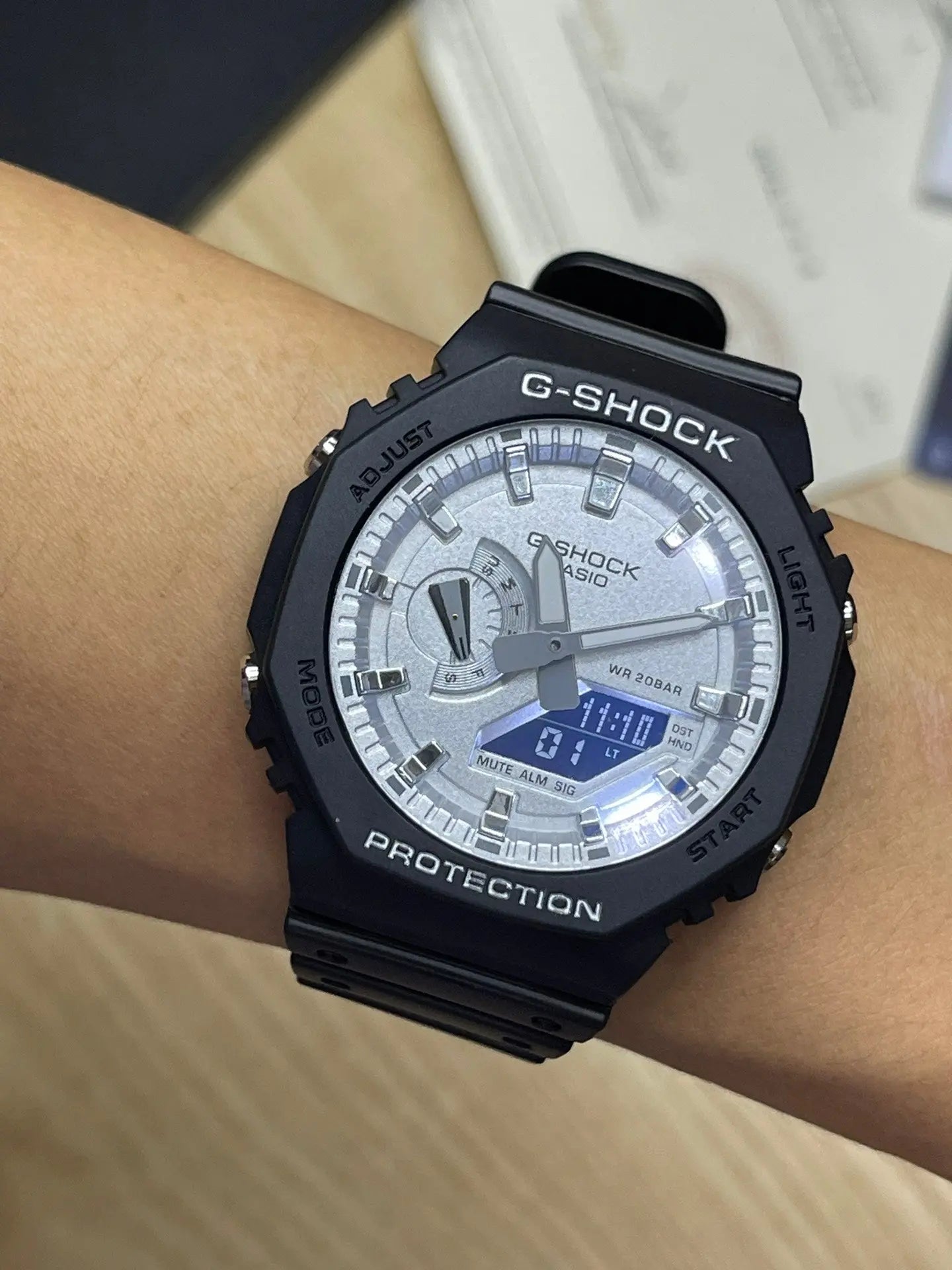 G-SHOCK 2100NG Montrefit