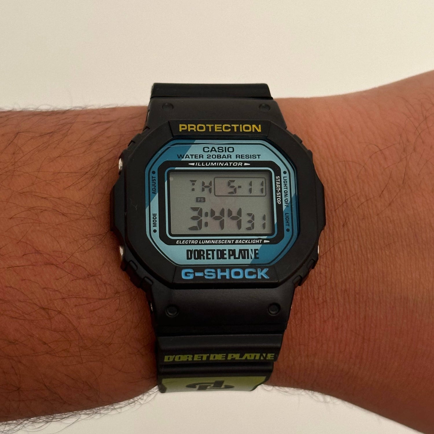 G-SHOCK JUL D'OR ET DE PLATINE X DW-H 5600 MontreFit